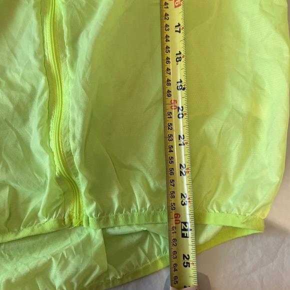 Humbgo Sunproof Rain Resistant Running Jacket - Picture 8 of 8